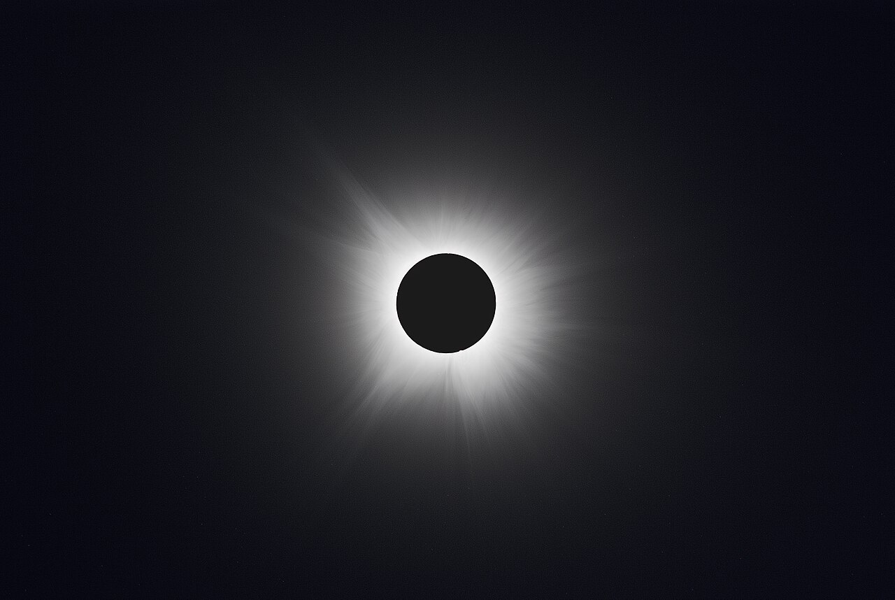 Eclipse2024-HDR-OuterCorona